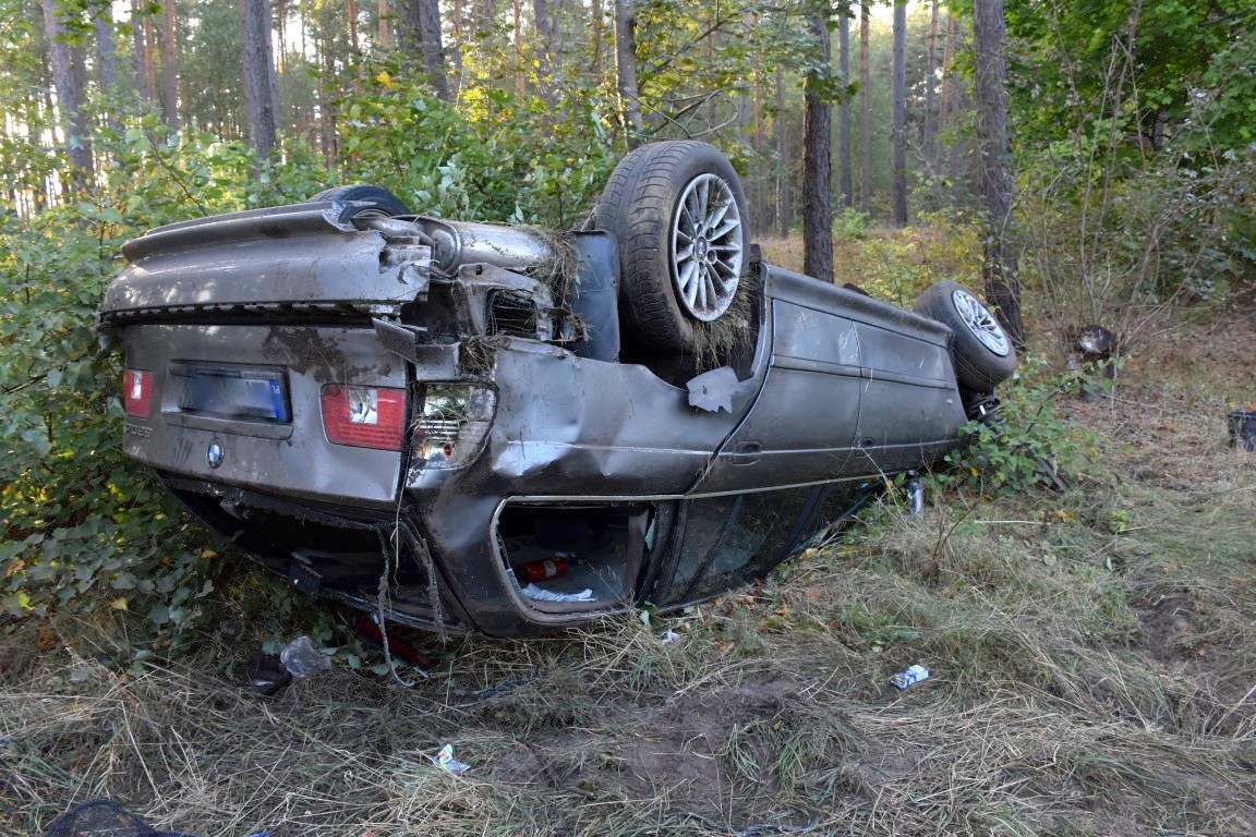 Dachowanie Bmw Na Trasie Pisz Je E Aktualno Ci Komenda Powiatowa