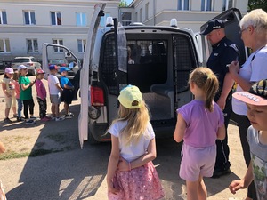 Przedszkolaki w piskiej komendzie