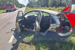 Citroen uczestniczący w wypadku