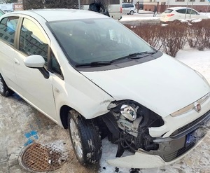 Fiat biorący udział w zdarzeniu drogowym