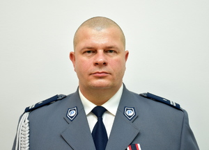 p.o. Komendant Powiatowy Policji w Piszu podinsp. Jacek Kępiński