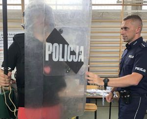 Policjanci na tragach pracy