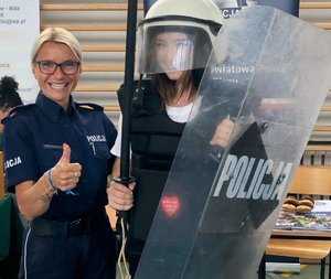 Policjanci na tragach pracy