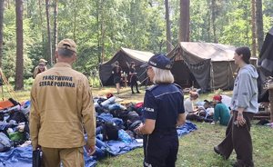 Kontrola obozu harcerskiego w Popielnie