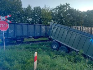 Zdarzenie na niestrzeżonym przejeździe kolejowym