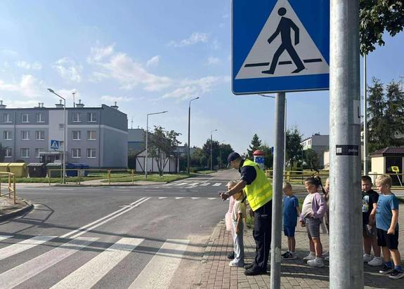Spotkania dzielnicowego z Białej Piskiej z uczniami