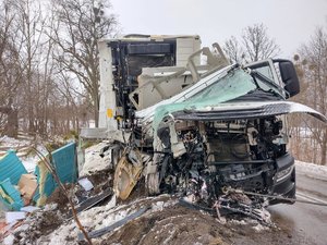 Wypadek tira na trasie Ruciane-Nida-Ukta