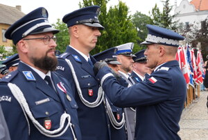 Policjanci z KPP Pisz uhonorowani medalami