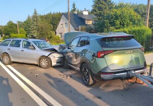 Zderzenie trzech aut na trasie Pisz-Biała Piska